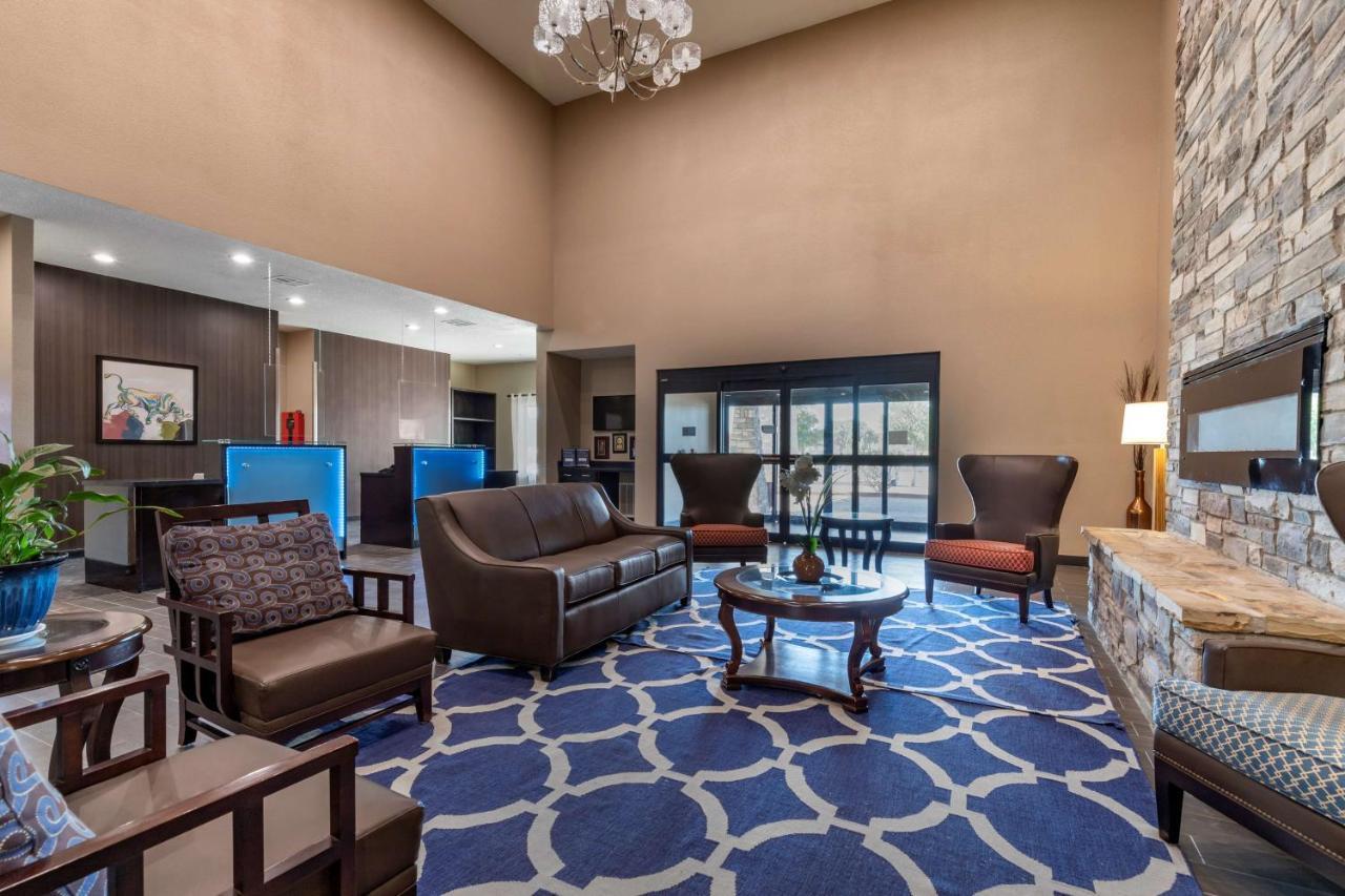 Best Western Plus Big Lake Inn Bagian luar foto