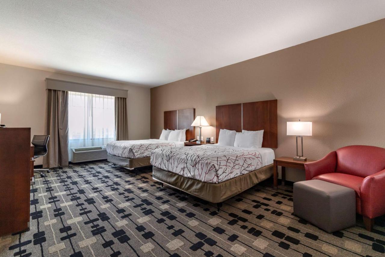 Best Western Plus Big Lake Inn Bagian luar foto