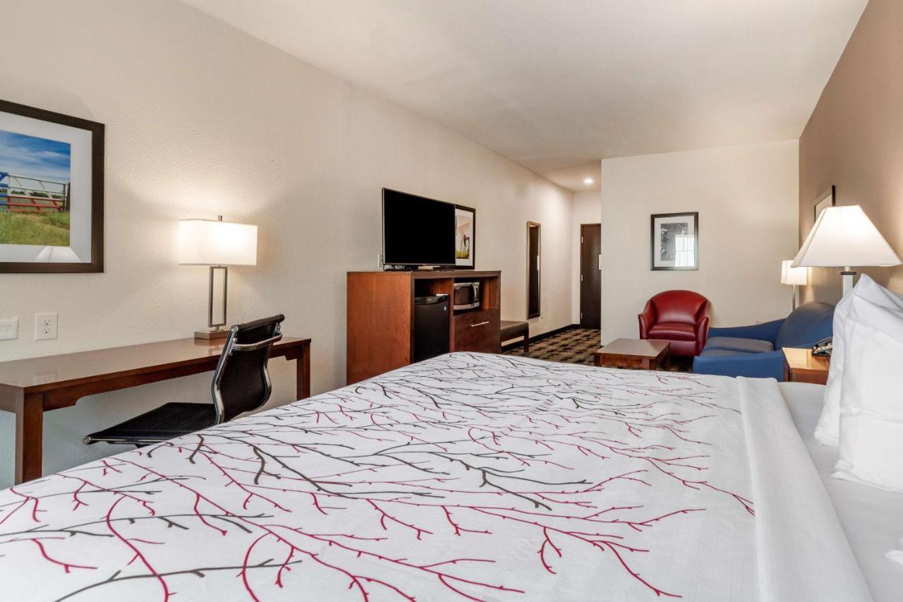 Best Western Plus Big Lake Inn Bagian luar foto