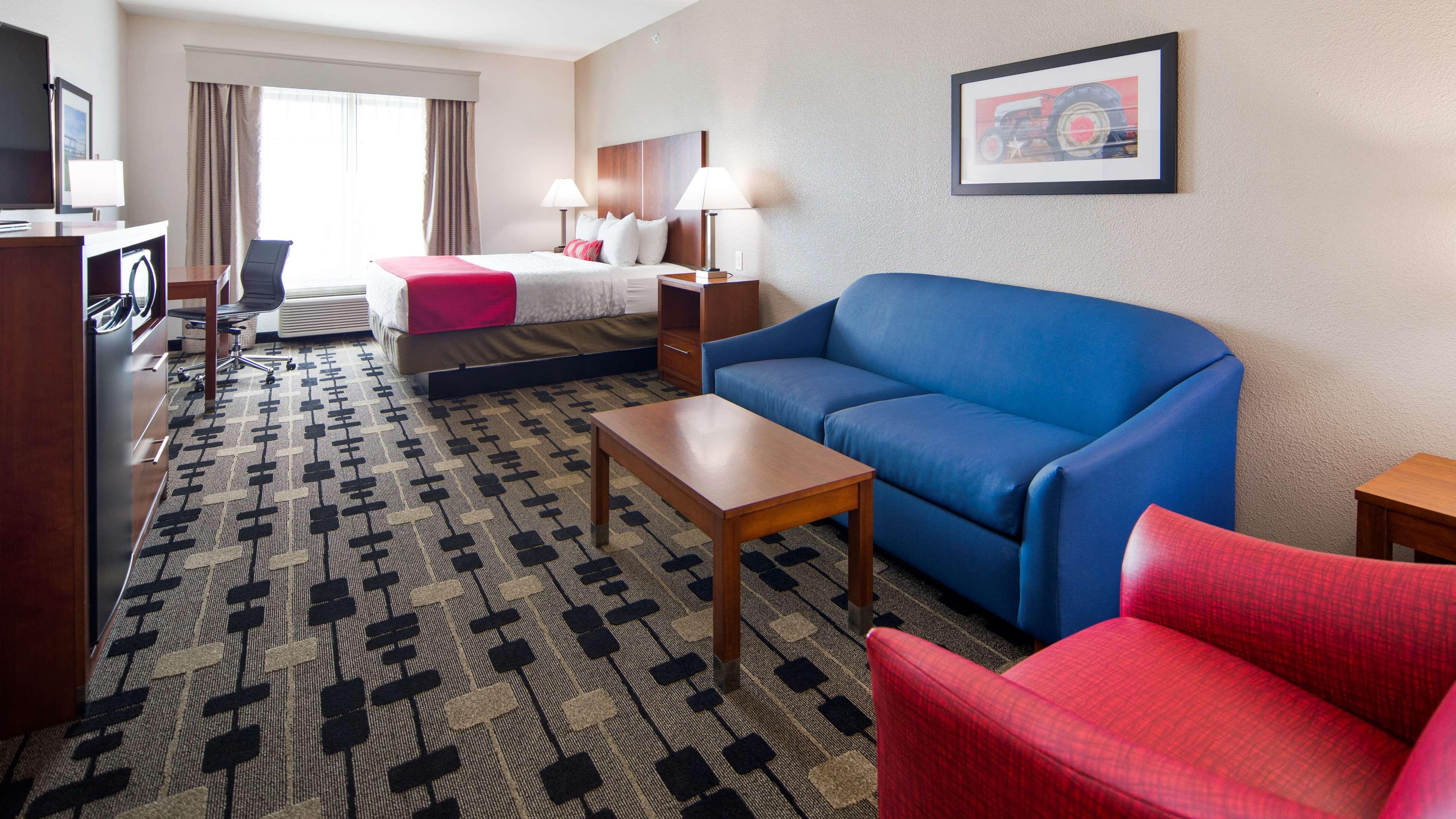 Best Western Plus Big Lake Inn Bagian luar foto
