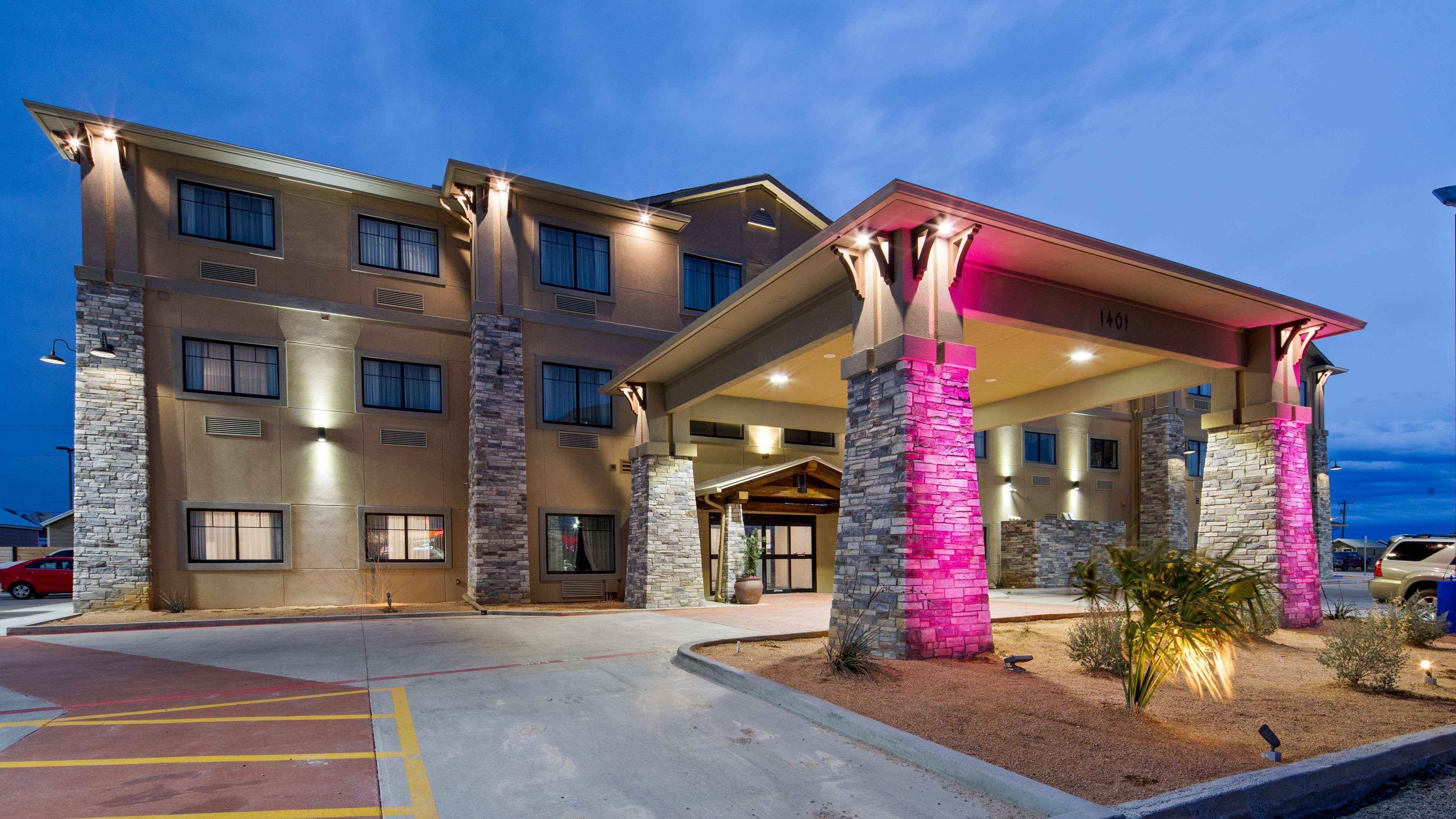 Best Western Plus Big Lake Inn Bagian luar foto